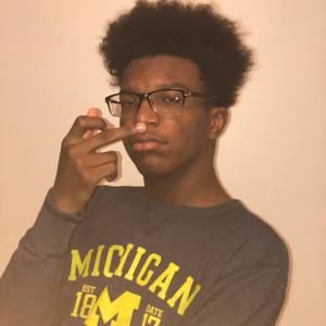 Meet your Posher, Kenneth